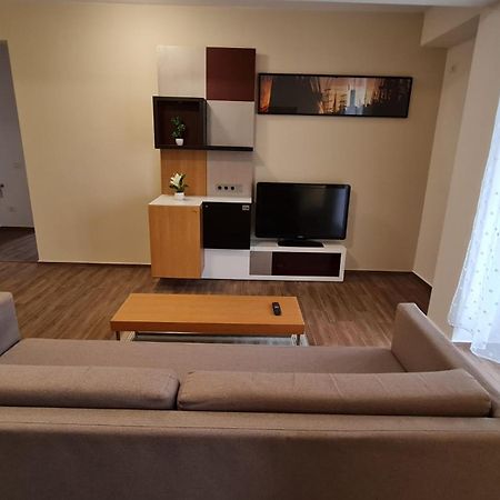 Jafar Resort 4 蒂米什瓦拉 外观 照片